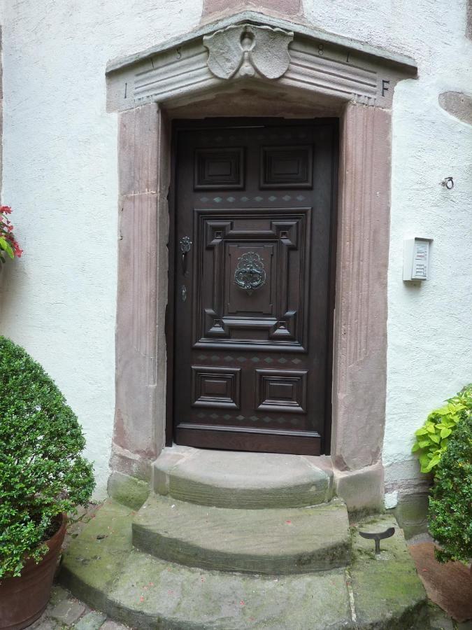 Adrihof A Riquewihr, Cour De L'abbaye D'autrey Bed & Breakfast