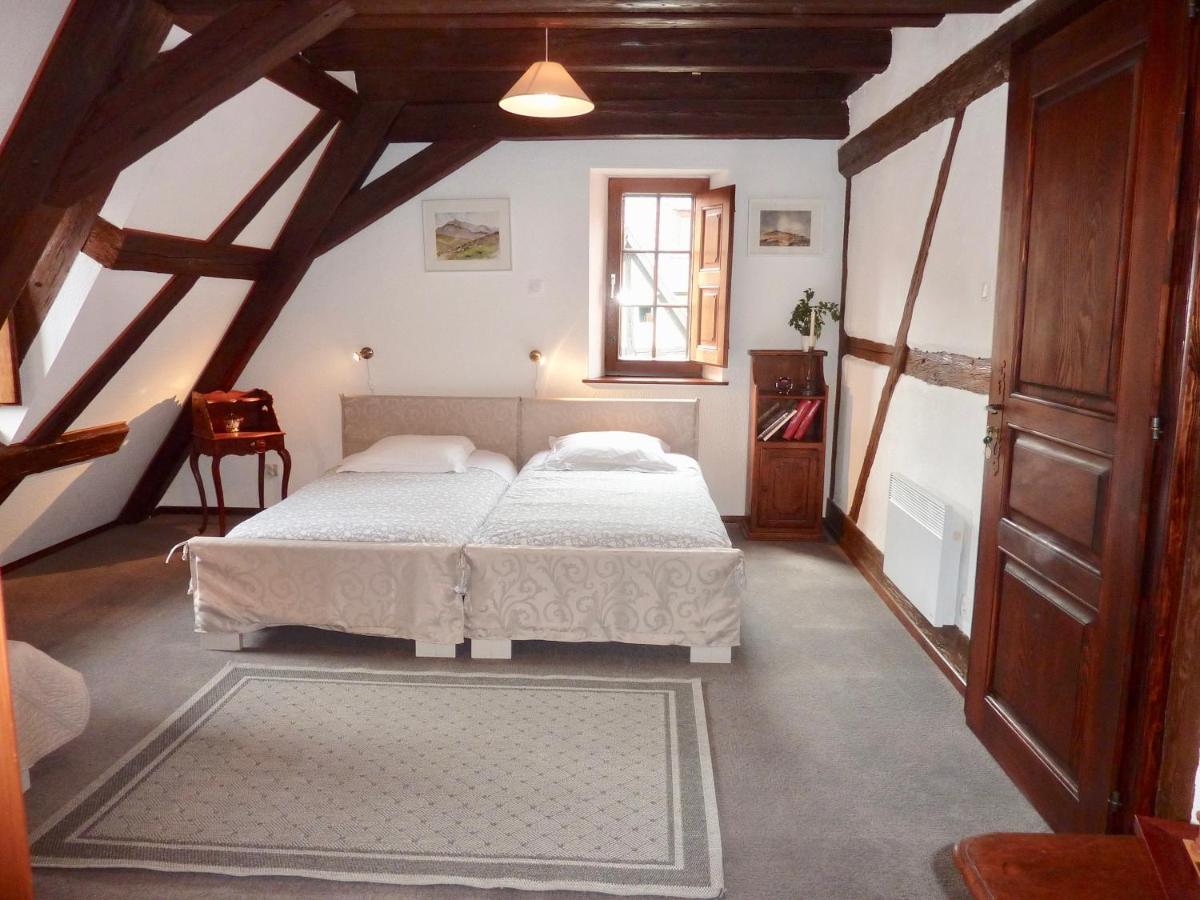 Bed & Breakfast Adrihof A Riquewihr, Cour De L'abbaye D'autrey
